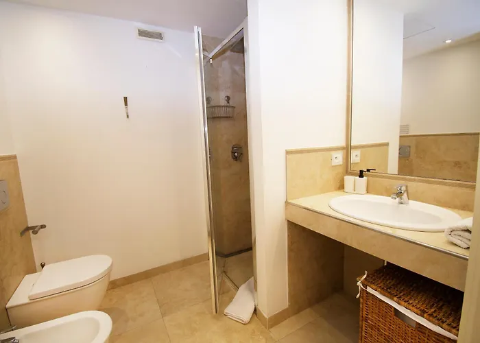 Princess Victoria Standing Presta * Cannes